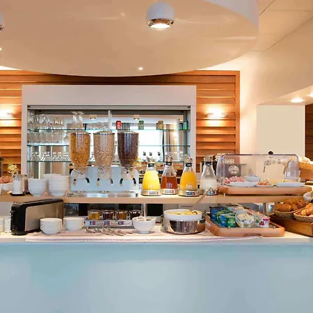Adagio Centre Ramblas Aparthotel 4*