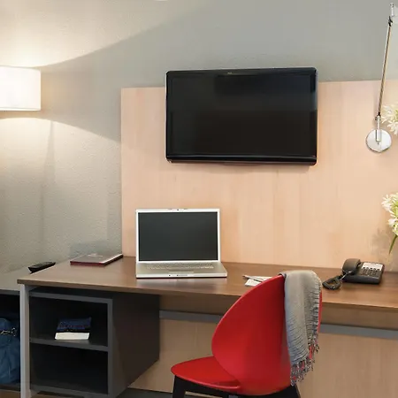 Adagio Centre Ramblas Aparthotel 4*