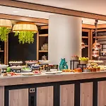 Hotel Adagio Centre Ramblas 4*