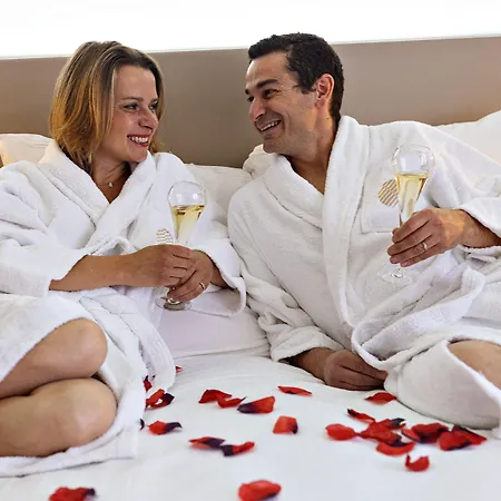 Hotel Firstname Résidence