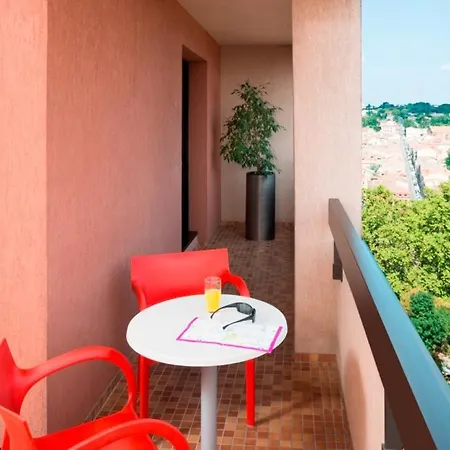 Firstname 4* Toulouse