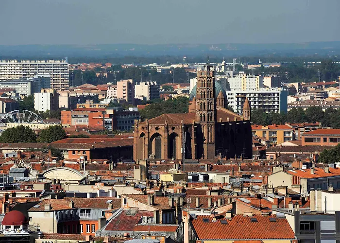 Hotell Firstname Toulouse