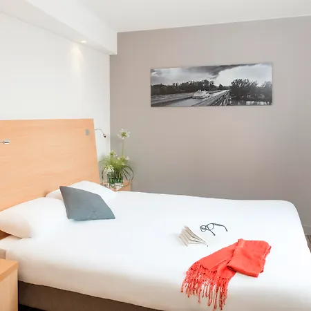 Adagio Centre Ramblas מלון דירות טולוז