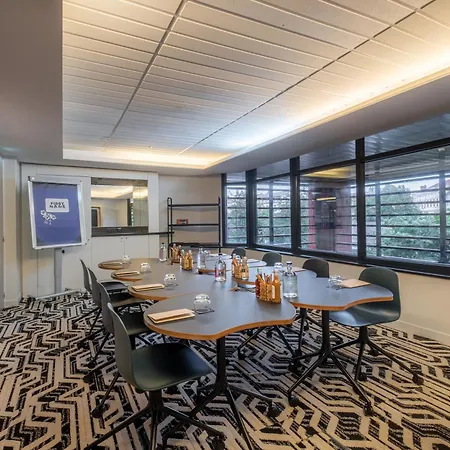 Szálloda Firstname Résidence