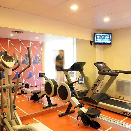 Adagio Centre Ramblas מלון דירות טולוז