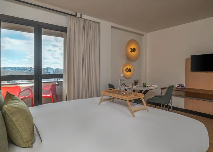 Firstname 4* Toulouse